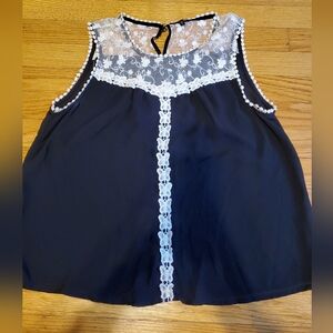 Black & White Sleeveless Top with Lace Details By Monteau